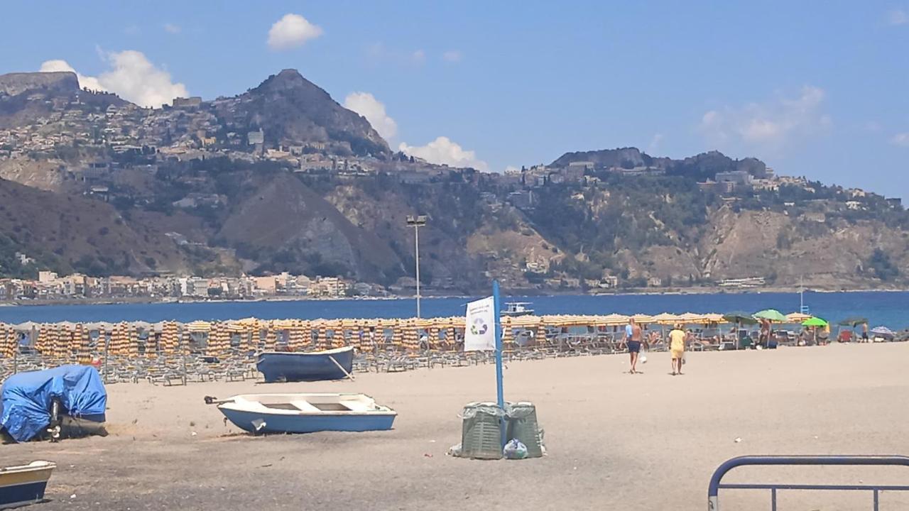 Donna Sicilia 2 Apartment Giardini Naxos Exterior photo